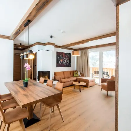 Appartement Golden Lodges Close To The Ski Lift *